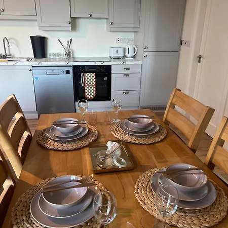 The Cuckoos Nest - 2 Bedroom Headford